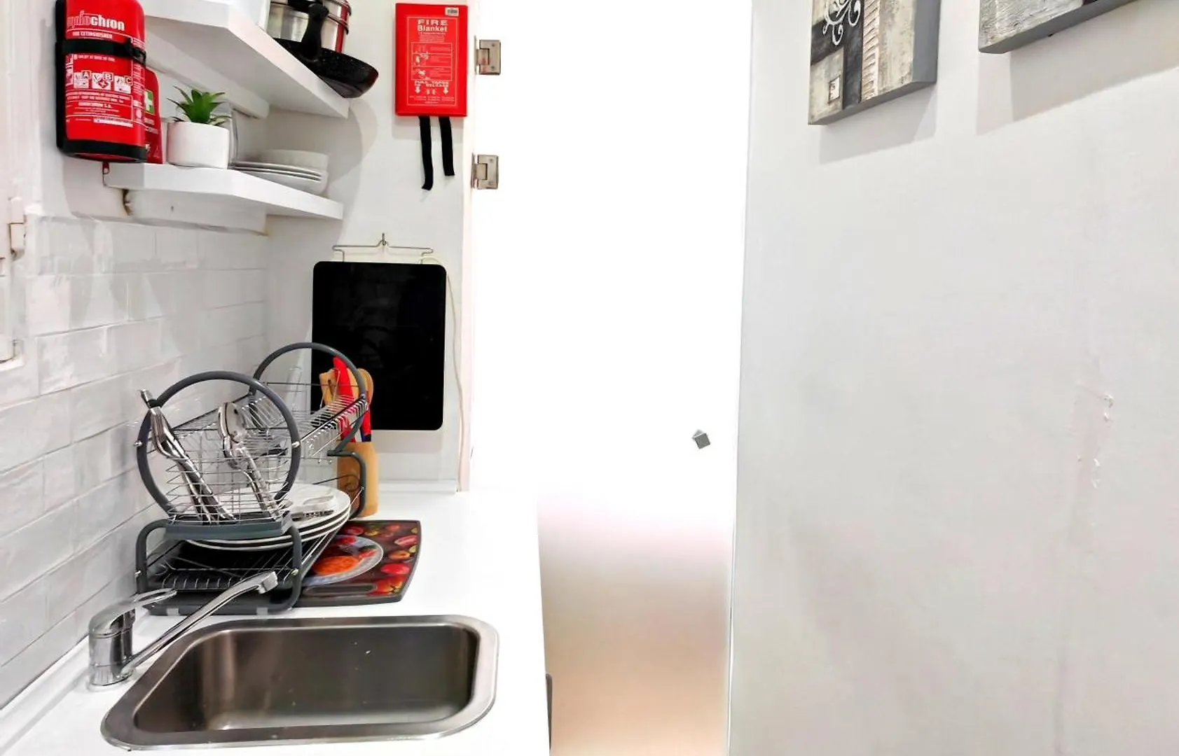 Central Cozy Studio Apartment Mive Il-Furjana 0*,  Malta
